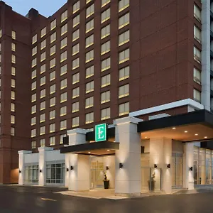 **** Hotel Embassy By Hilton Airport Canadá
